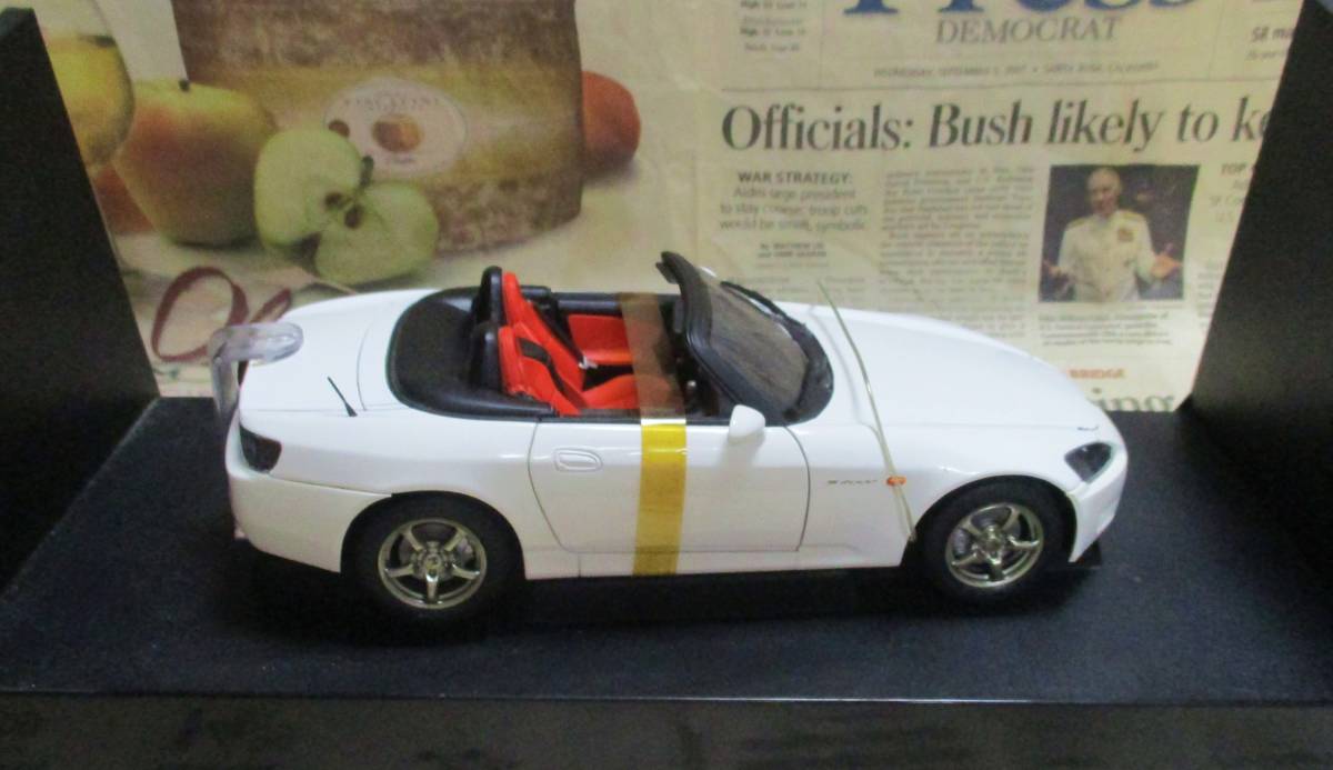 ☆激レア絶版☆AUTOart*1/18*2000 HONDA S2000 US仕様 ホワイト ☆激レア絶版☆AUTOart*1/18*2000 HONDA S2000 US仕様 ホワイト