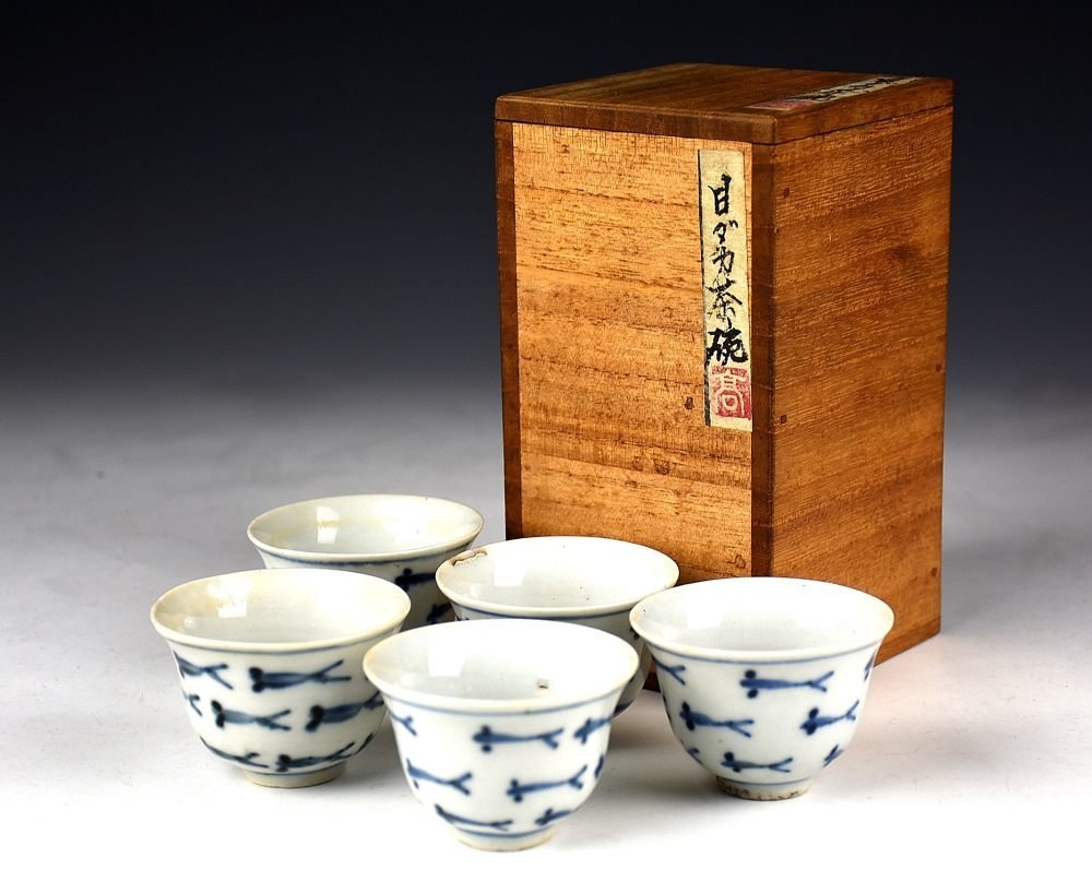 【蔵c9210】中国古美術　染付目高図煎茶碗　五客　明末～清初