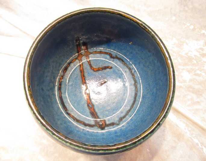 【陶磁器】ブルーのボウル 作家もの『ALLAN　PACE』茶碗 抹茶茶碗 カナダ 刻印あり ディスプレイ用品 インテリア用品_画像6