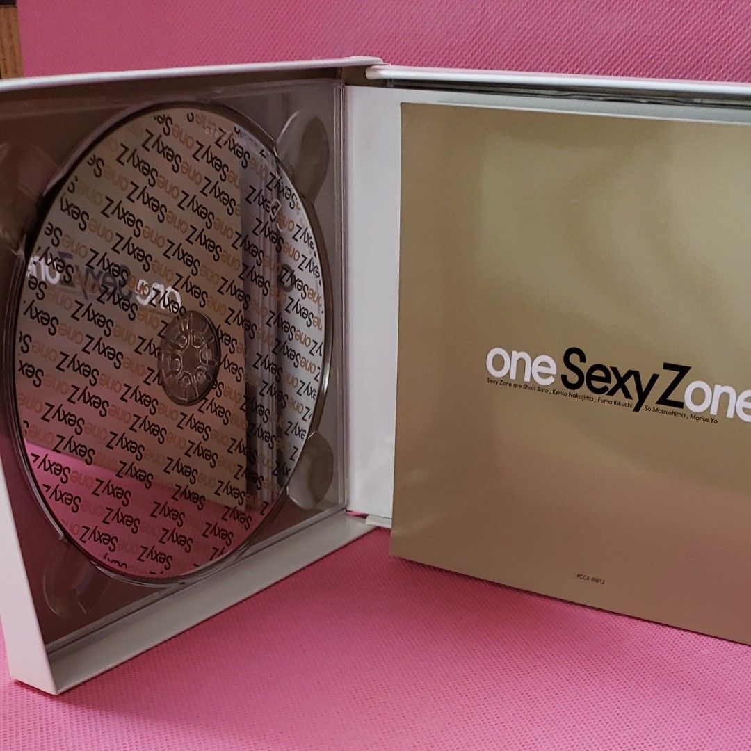 Sexy Zone　ファーストアルバム　one Sexy Zone(初回限定盤)CD+DVD+写真集  　 定価: ￥ 3048