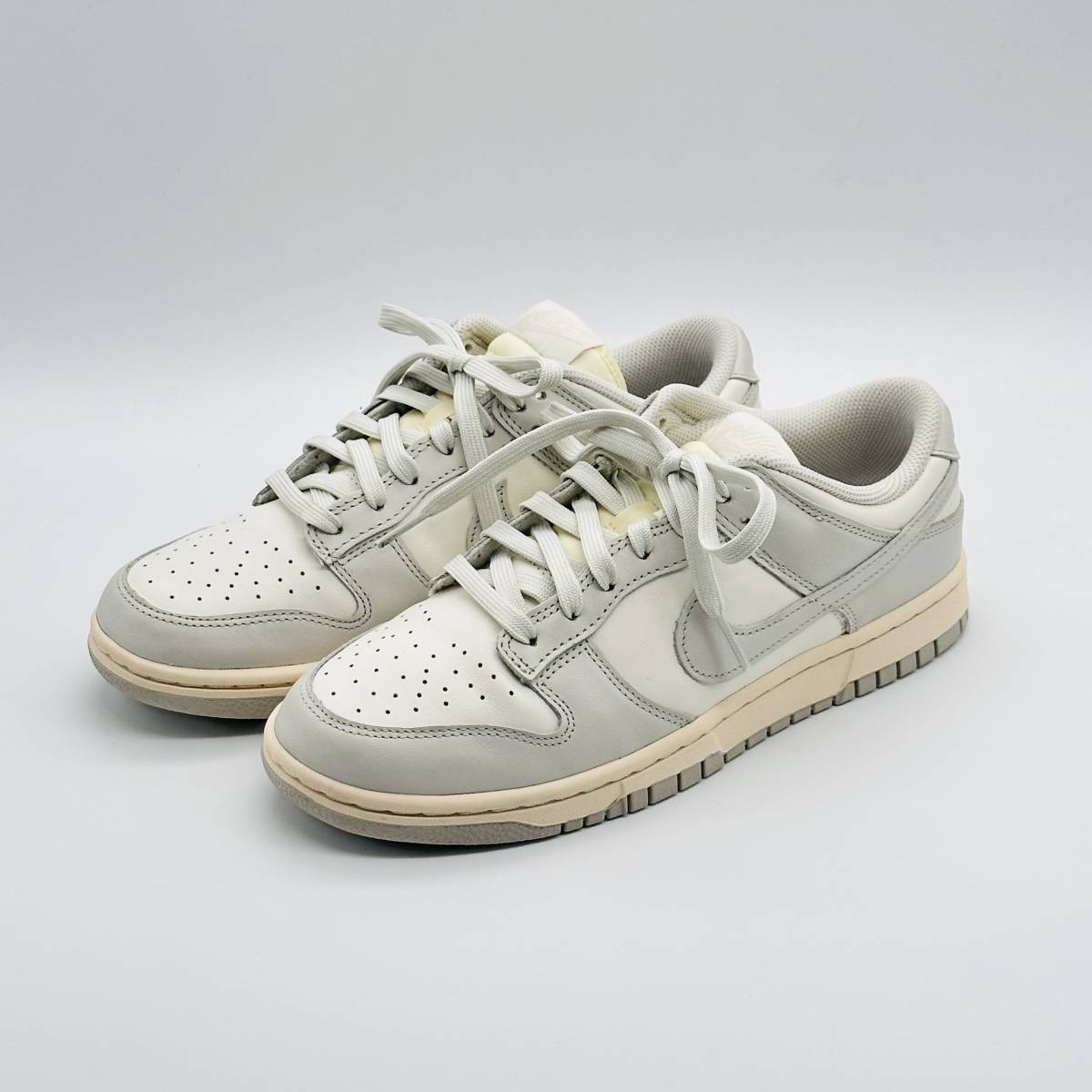 【新品未使用】 Nike Dunk Low Sail Light Bone DD1503-107 ナイキ ウィメンズ ダンク ロー ライト ボーン ホワイト ベージュ グレー_画像1