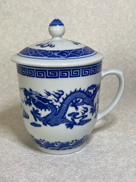未使用蓋付き龍模様の中国茶マグカップ と 中古シンプル中国茶器セット(急須は龍模様)の画像5