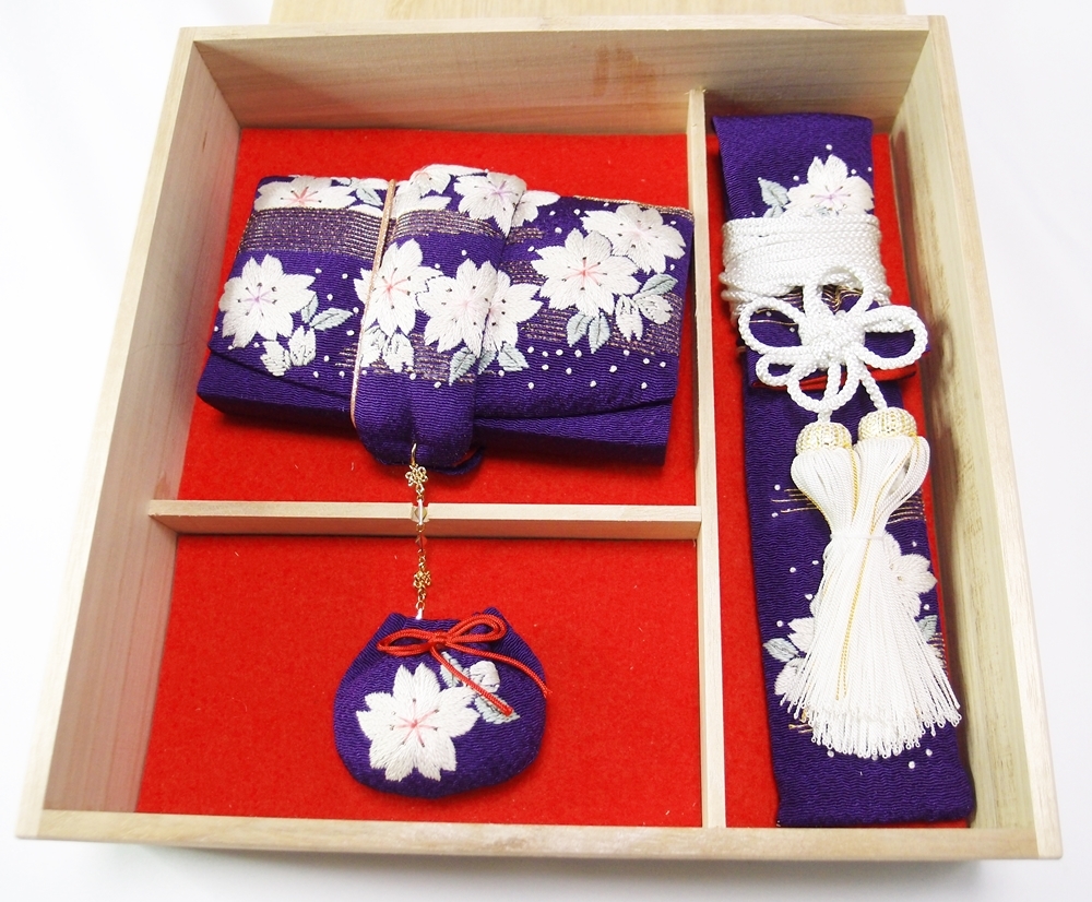 正絹手刺繍筥迫セット 桜意匠 紫 （成人用）