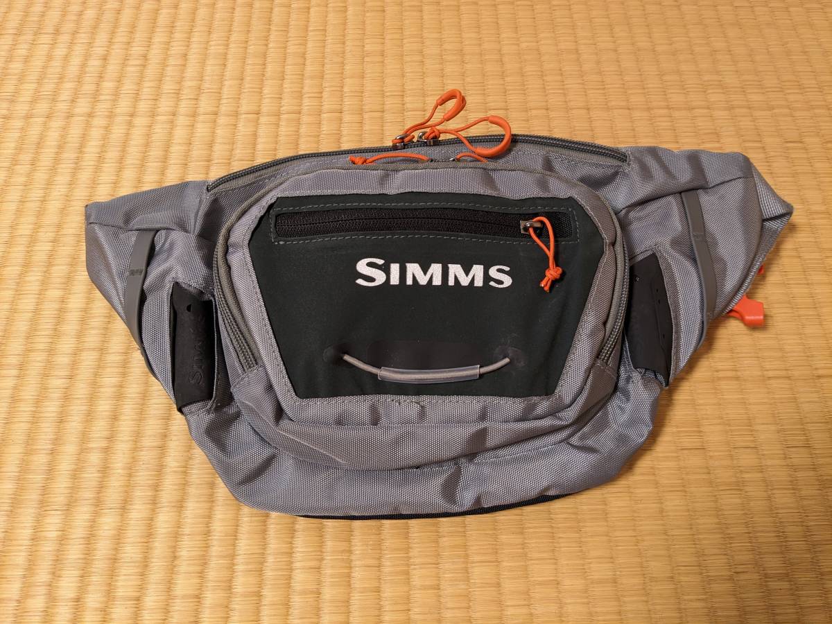 Simms フリーストーン 両手利き用 タクティカルフィッシングスリングパック 防水バッグ グレー＿並行輸入品