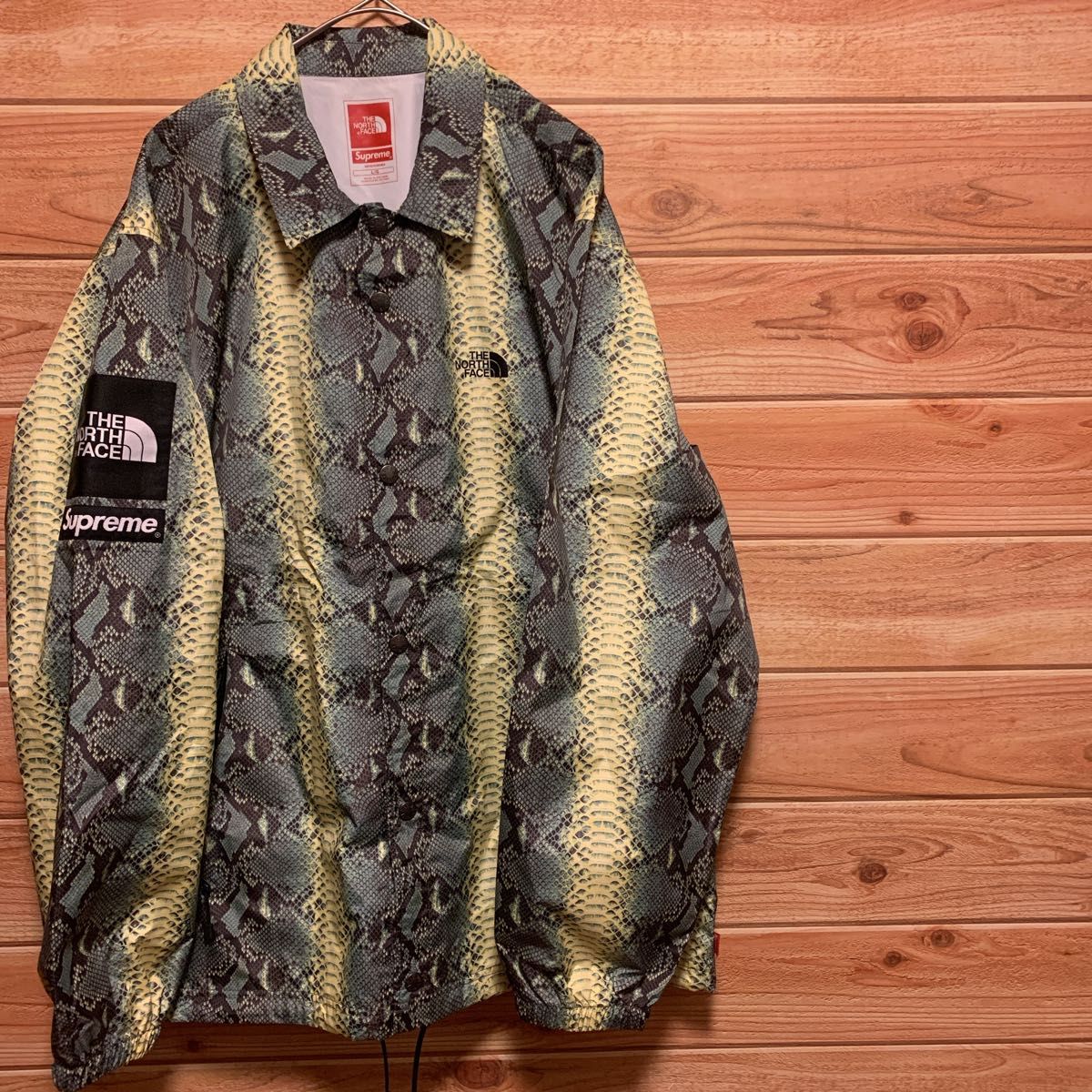 Supreme THE NORTH FACE ノースフェイス パイソン柄 コーチ Supreme THE NORTH FACE ノースフェイス パイソン柄 コーチ