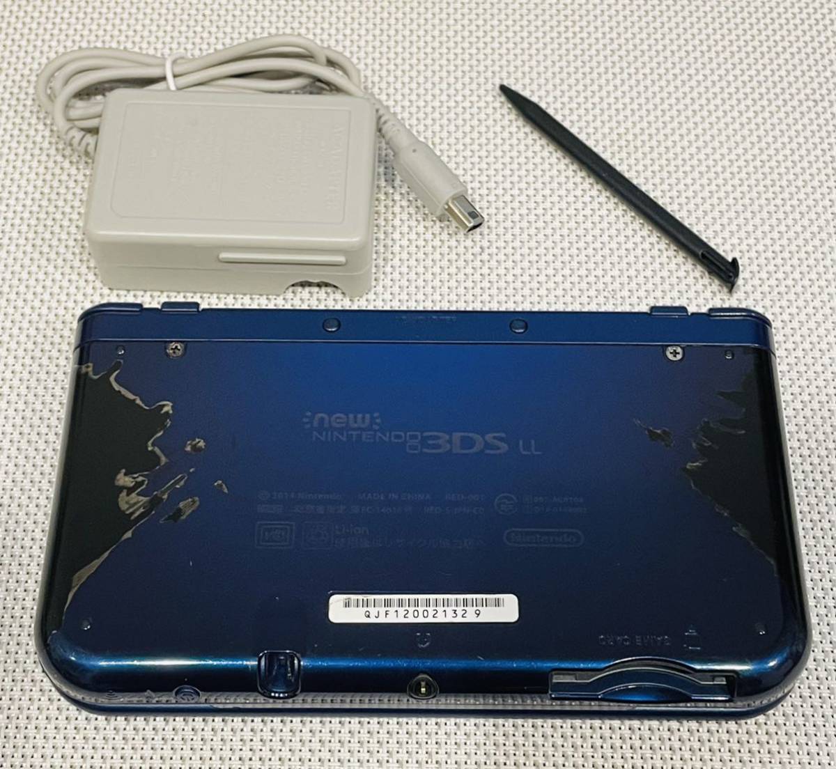 Newニンテンドー3DS LL メタリックブルー 本体動作品　送料無料　付属品付き　Nintendo 任天堂