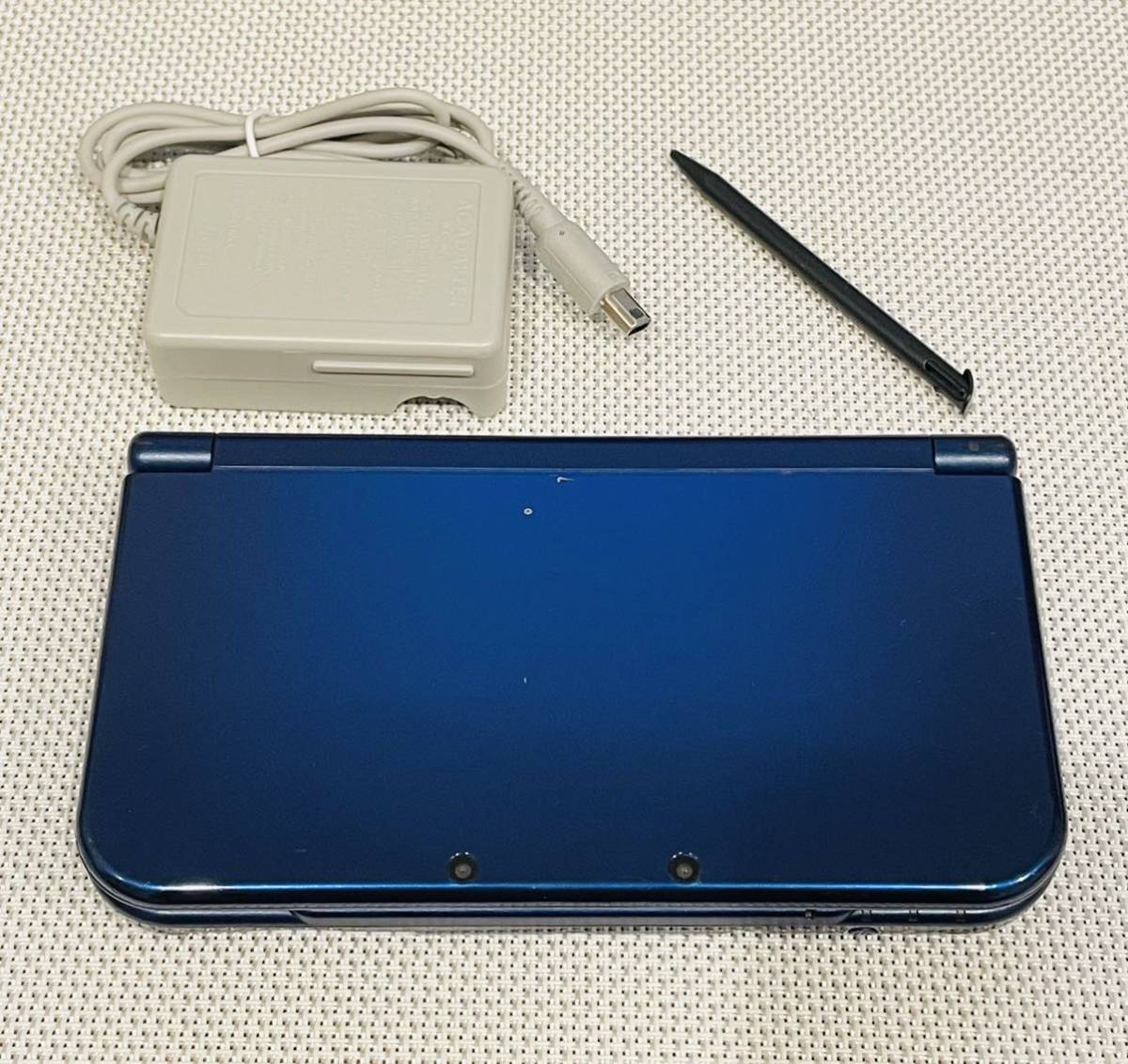 Newニンテンドー3DS LL メタリックブルー 本体動作品 送料無料 付属品