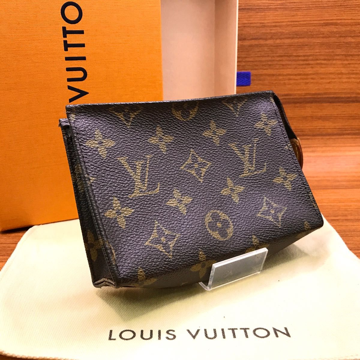 ルイヴィトン モノグラム ポーチ LOUIS VUITTON 化粧ポーチ 小物入れ