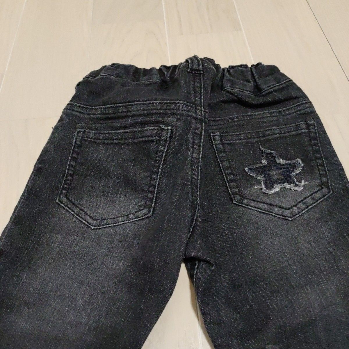 BUZZ FUZZ by BEBE ストレッチ ブラック デニム パンツ ズボン|PayPayフリマ BUZZ FUZZ by BEBE キッズデニム