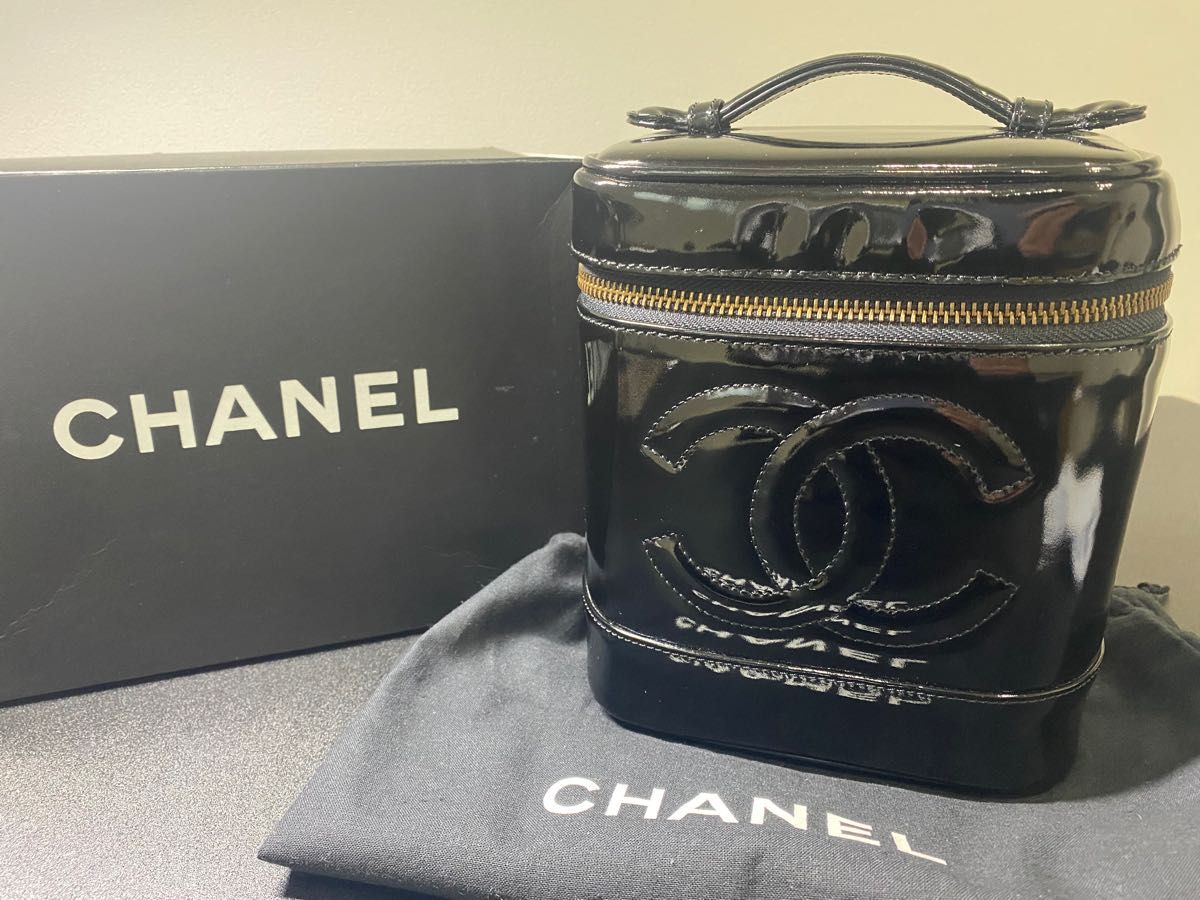 送料込・まとめ買い CHANEL シャネル エナメル バニティ バッグ