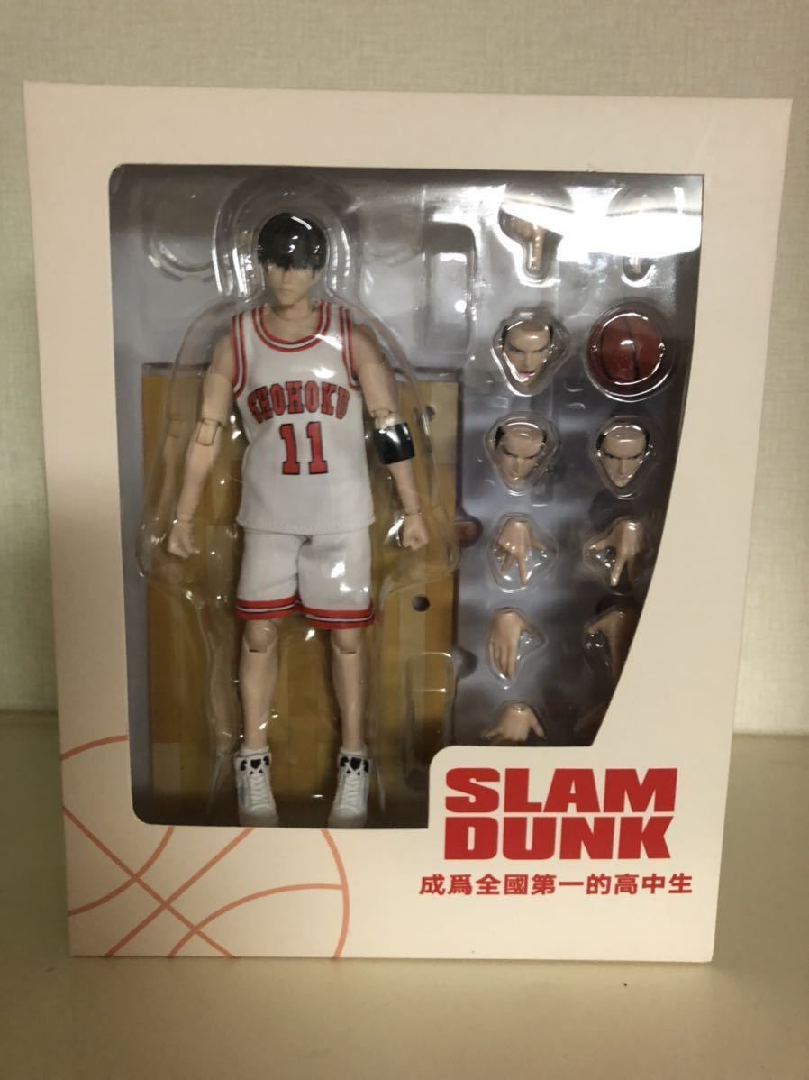 即納】スラムダンク 1/10 可動フィギュア 流川楓 湘北高校 白 即納】スラムダンク 1/10 可動フィギュア 流川楓 湘北高校 白