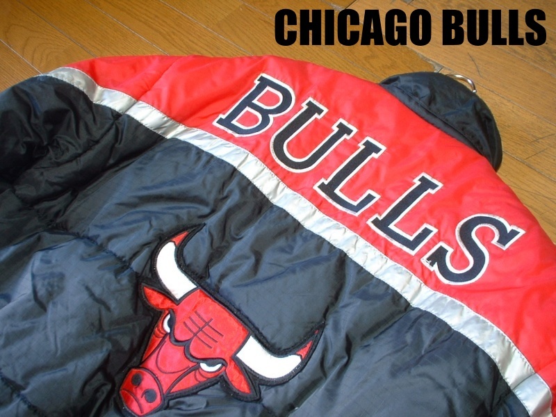 お宝90sビンテージCHICAGO BULLS中綿ブルゾンNBAシカゴブルズFATスタジャンアワードジャケットマイケルジョーダンデニスロッドマンピッペン_画像1