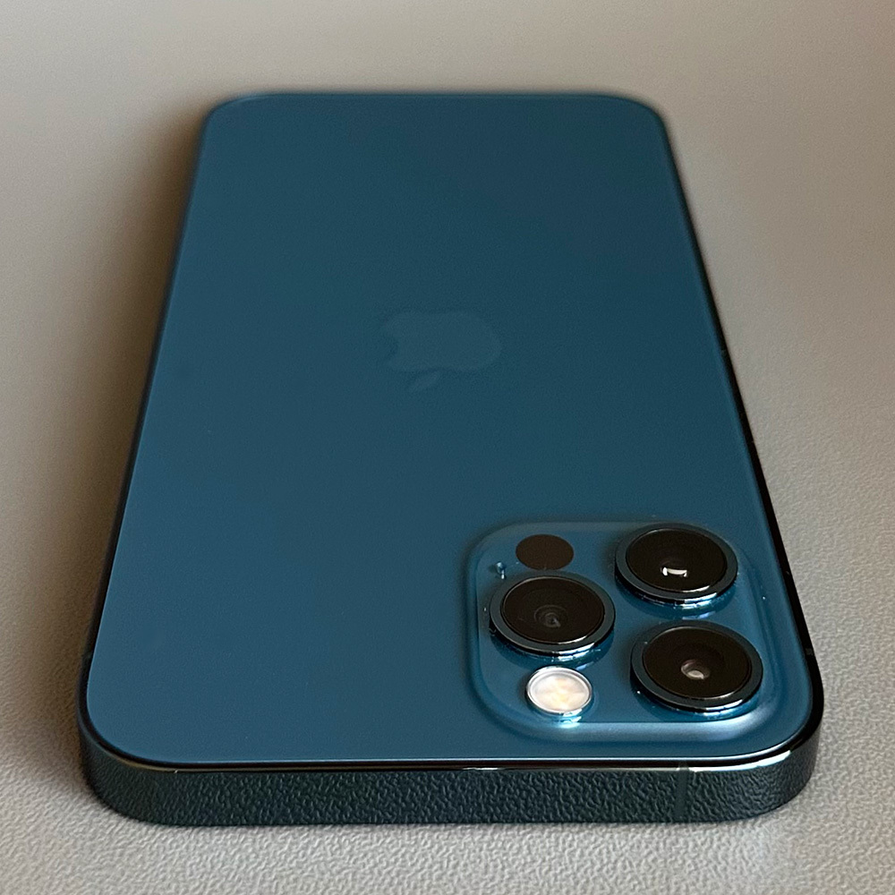 【バッテリー100%】超美品 iPhone12 Pro 256GB パシフィックブルー SIMフリー（使用済純正ケースをお付けします）