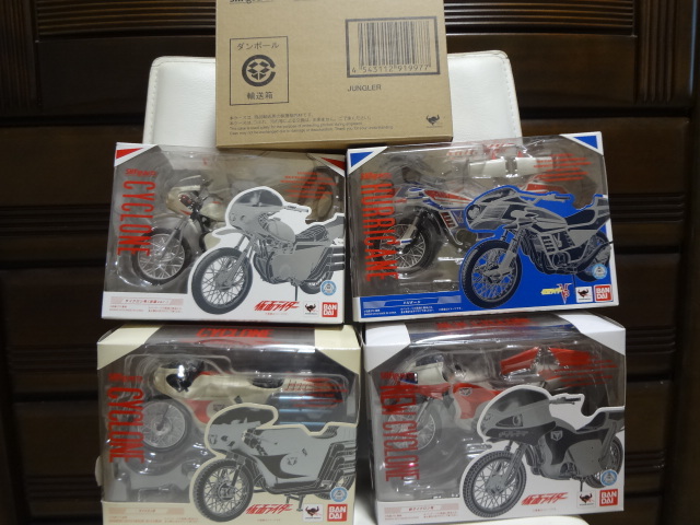 S.H.フィギュアーツ サイクロン号 サイクロン号改 新サイクロン号