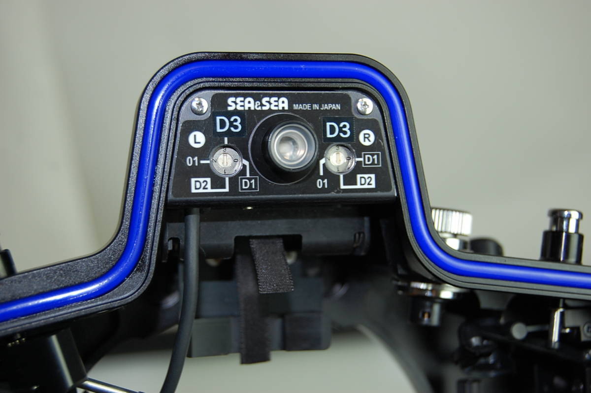 未使用展示品 SEA&SEA MDX-D500 水中 カメラハウジング Nikon ニコン カメラ D500 用 0.5× ファインダー 付き ハウジング 撮影機材_画像8