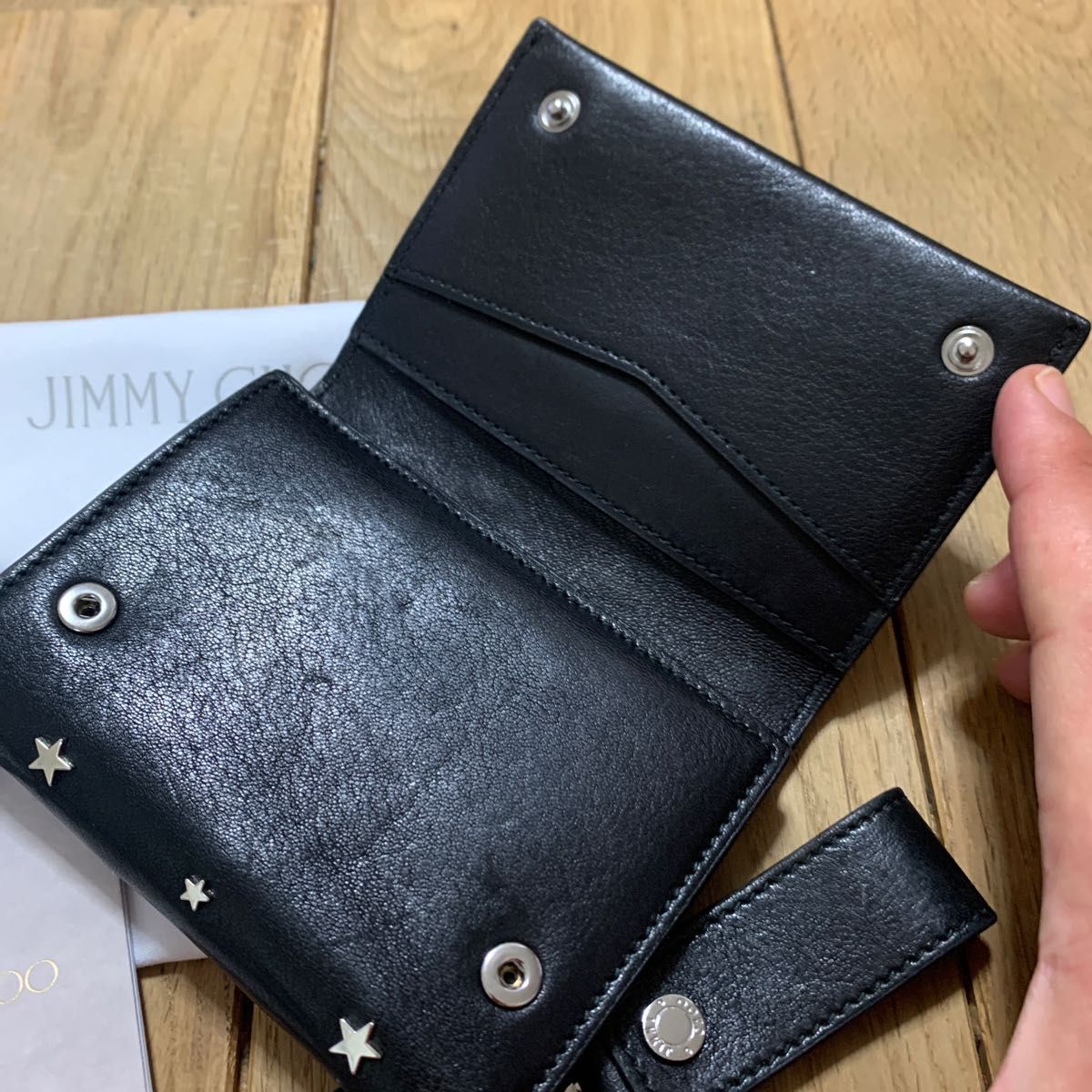 未使用 ジミーチュウ チェーン付きレザーウォレット(ブラック 未使用 ジミーチュウ チェーン付きレザーウォレット(ブラック