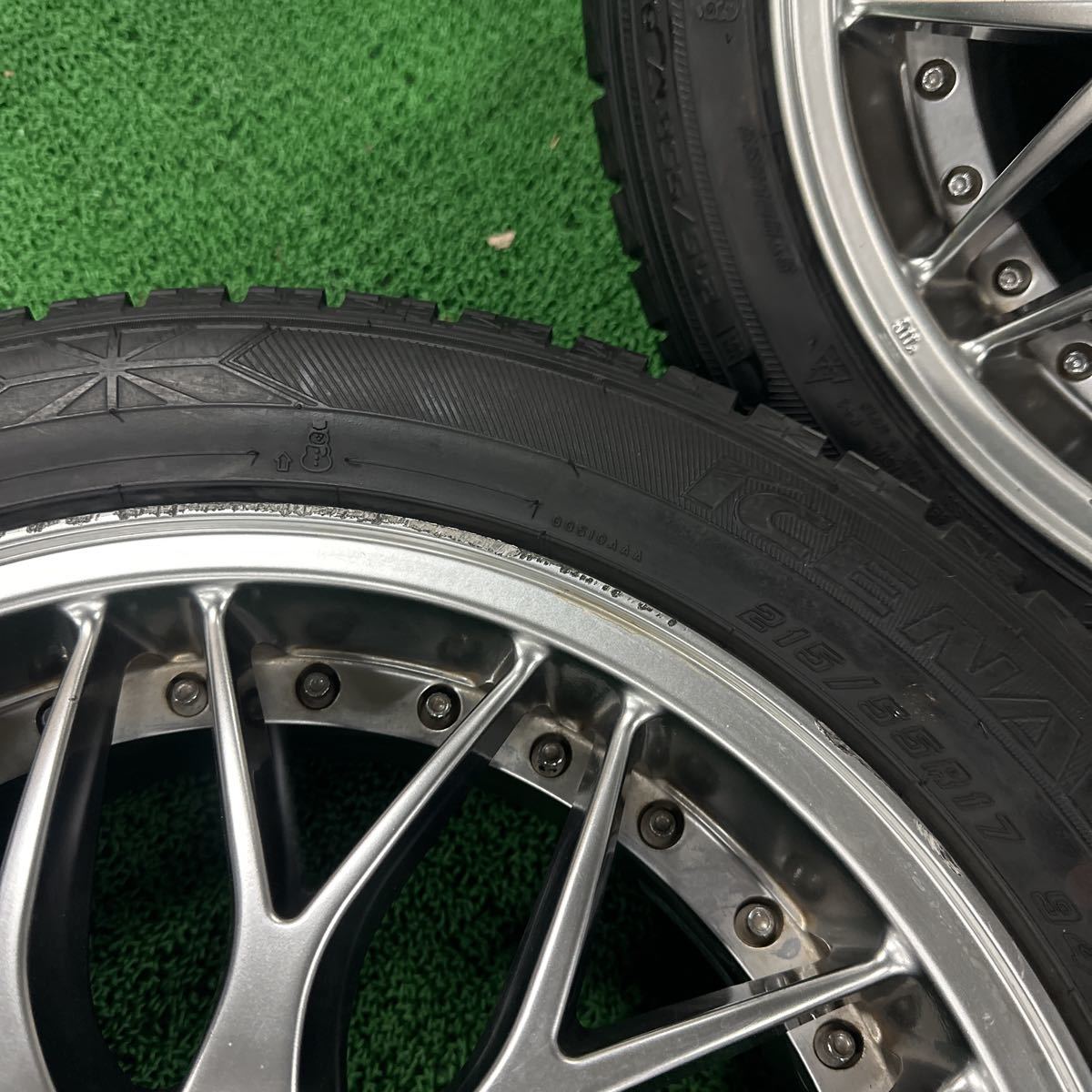 溝ありスタッドレス　215/55R17 グッドイヤーアイスナビ6 クラウンアスリートマークXエスティマオデッセイC-HR 4本セット_画像4