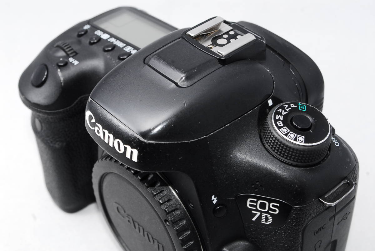 良品 キヤノン CANON EOS 7D Mark II ボディ デジタル一眼 動作確認