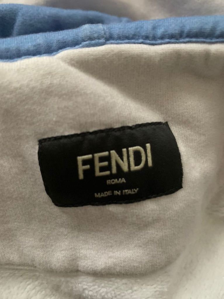 FENDI フェンディ パーカー FILAコラボ フェンディマニア XXL ホワイト スウェットパーカー