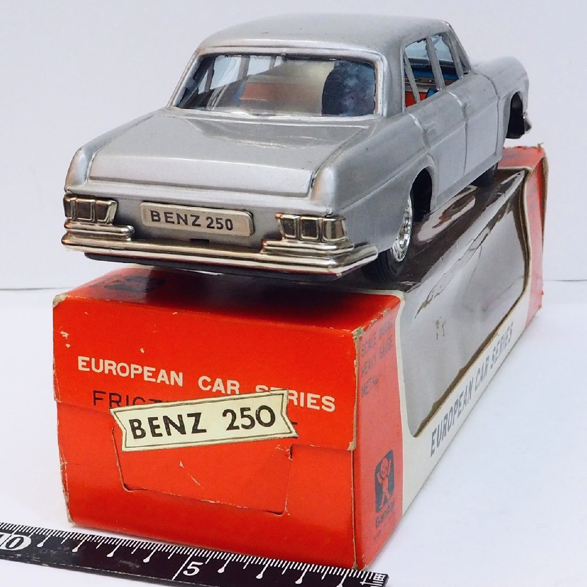 旧バンダイ【Mercedes-Benz メルセデス ベンツ250シルバー】EUROPEAN CARブリキ tin toy 自動車ミニカー赤箱BC BANDAI萬代屋【箱付】0059_画像4