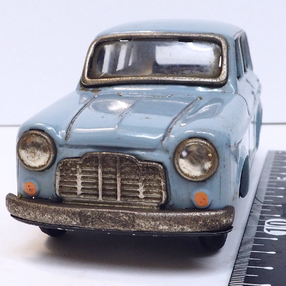 萬代屋【DATSUN sedan 1000ダットサン セダン 水色ブルー】ブリキtin toy car自動車ミニカー 日産■BC BANDAI赤箱バンダイ【本体のみ】0065_画像２