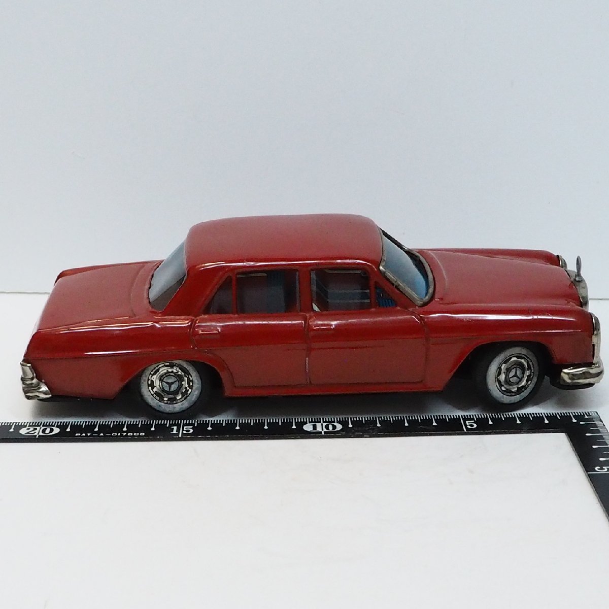 旧バンダイ【Mercedes Benz 250メルセデス ベンツ 赤 リモコン欠】ブリキtin toy car自動車ミニカー■萬代屋BC BANDAI赤箱【本体のみ】0092_画像5