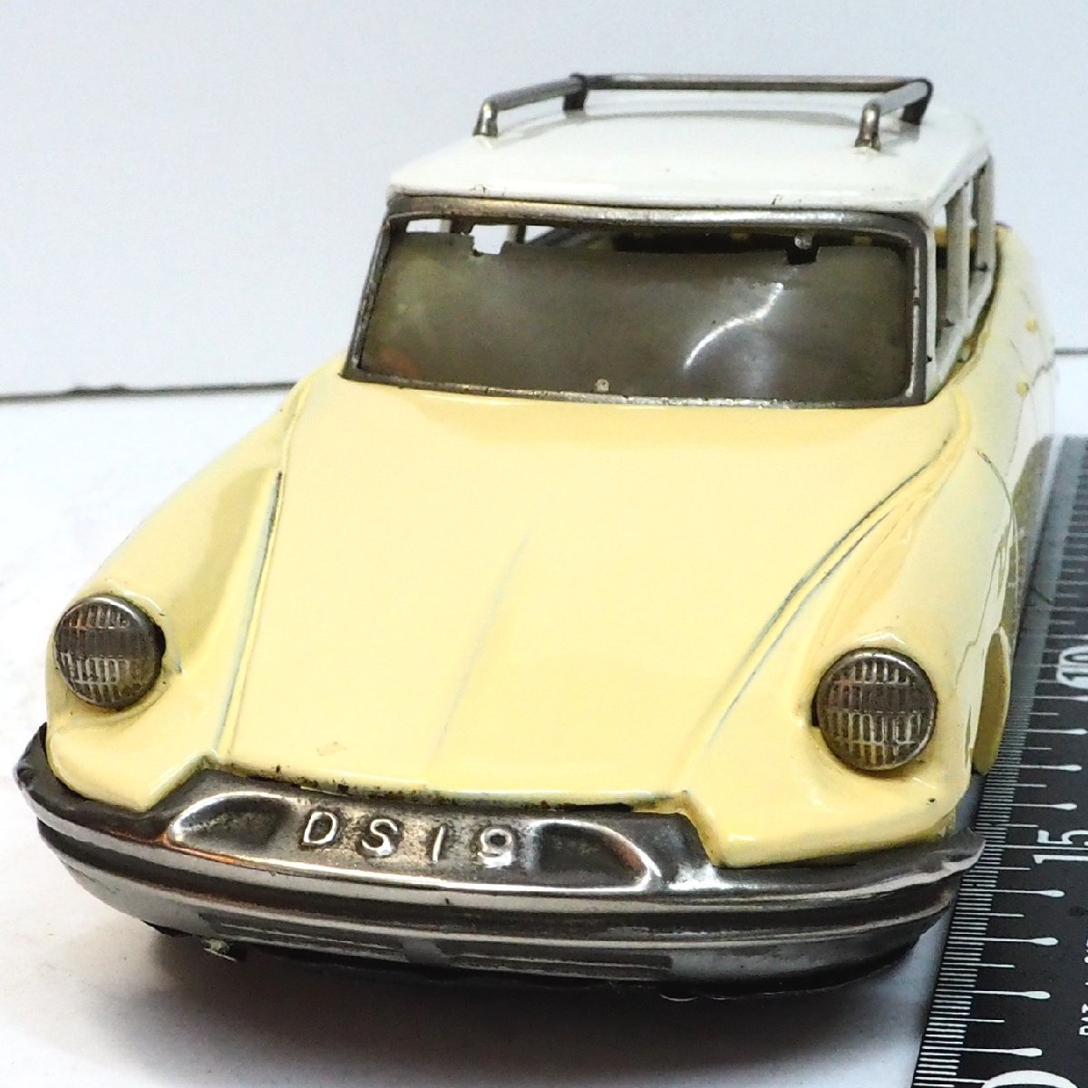 萬代屋【CITROEN DS19 Station Wagonシトロエン ステーション ワンゴン黄】ブリキtin toy car自動車BC BANDAI赤箱バンダイ【本体のみ】0105_画像２