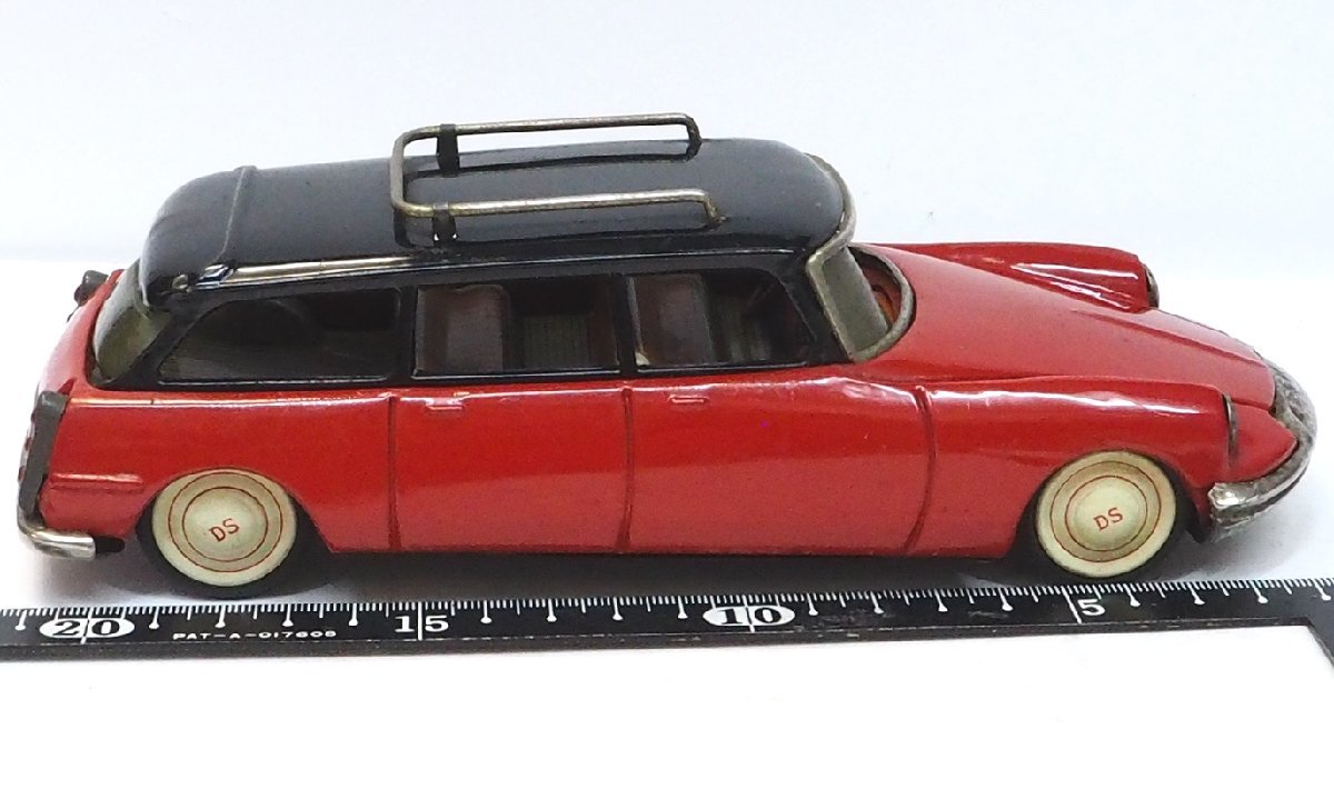 萬代屋【CITROEN DS19 Station Wagonシトロエン ステーション ワンゴン赤】ブリキtin toy car自動車BC BANDAI赤箱バンダイ【本体のみ】0104_画像5