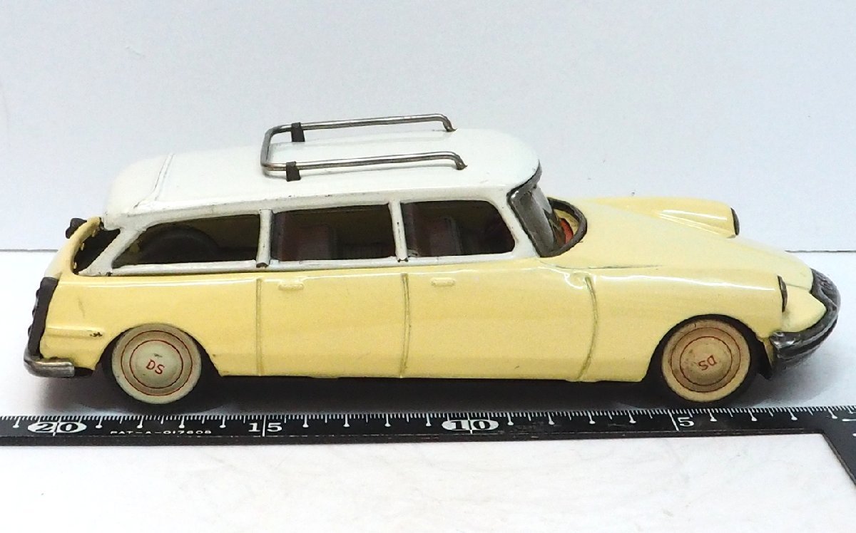 萬代屋【CITROEN DS19 Station Wagonシトロエン ステーション ワンゴン黄】ブリキtin toy car自動車BC BANDAI赤箱バンダイ【本体のみ】0105_画像5