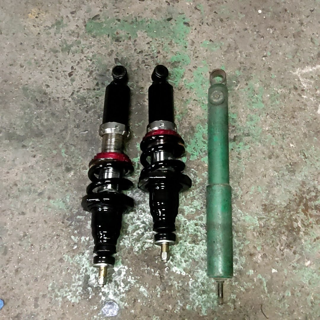 ヤフオク! - AE86リヤ フルタップ車高調 減衰調整あり検索用G...