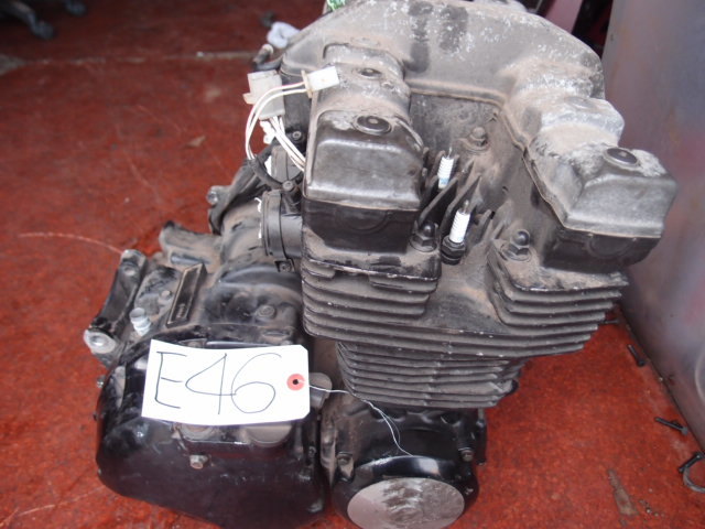 【国内正規品】 XJR400　エンジン本体　ヤマハ４HM実動車から取り外し２０２２年１１月 エンジン本体
