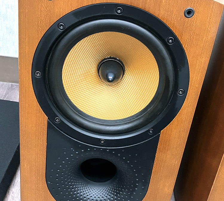 □Bowers&Wilkins B&W Nautilus 805 ノーチラス スピーカー ペア □Bowers&Wilkins B&W Nautilus 805 ノーチラス スピーカー ペア