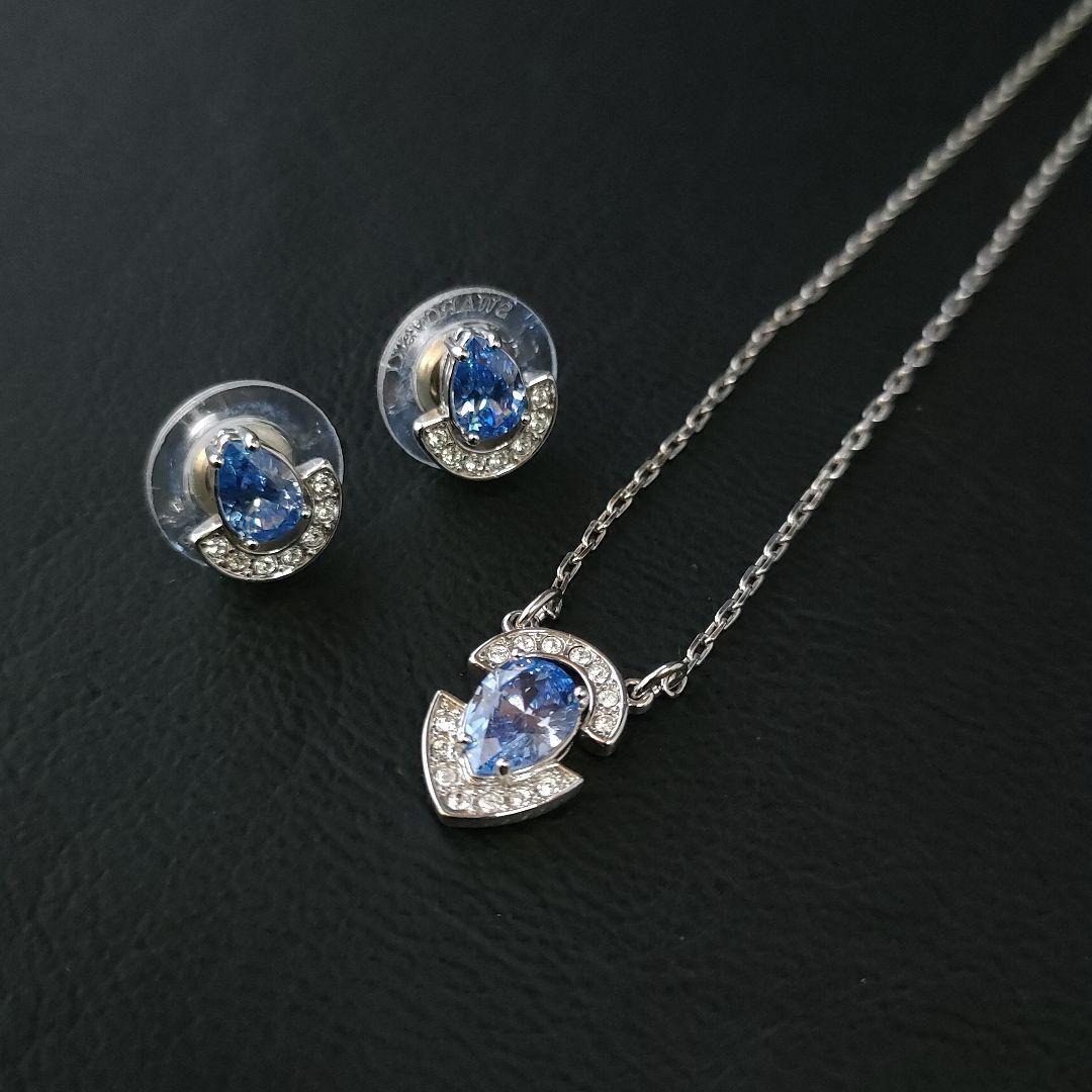 新しく着き 即決☆新品☆SWAROVSKI☆スワロフスキー☆Graceful