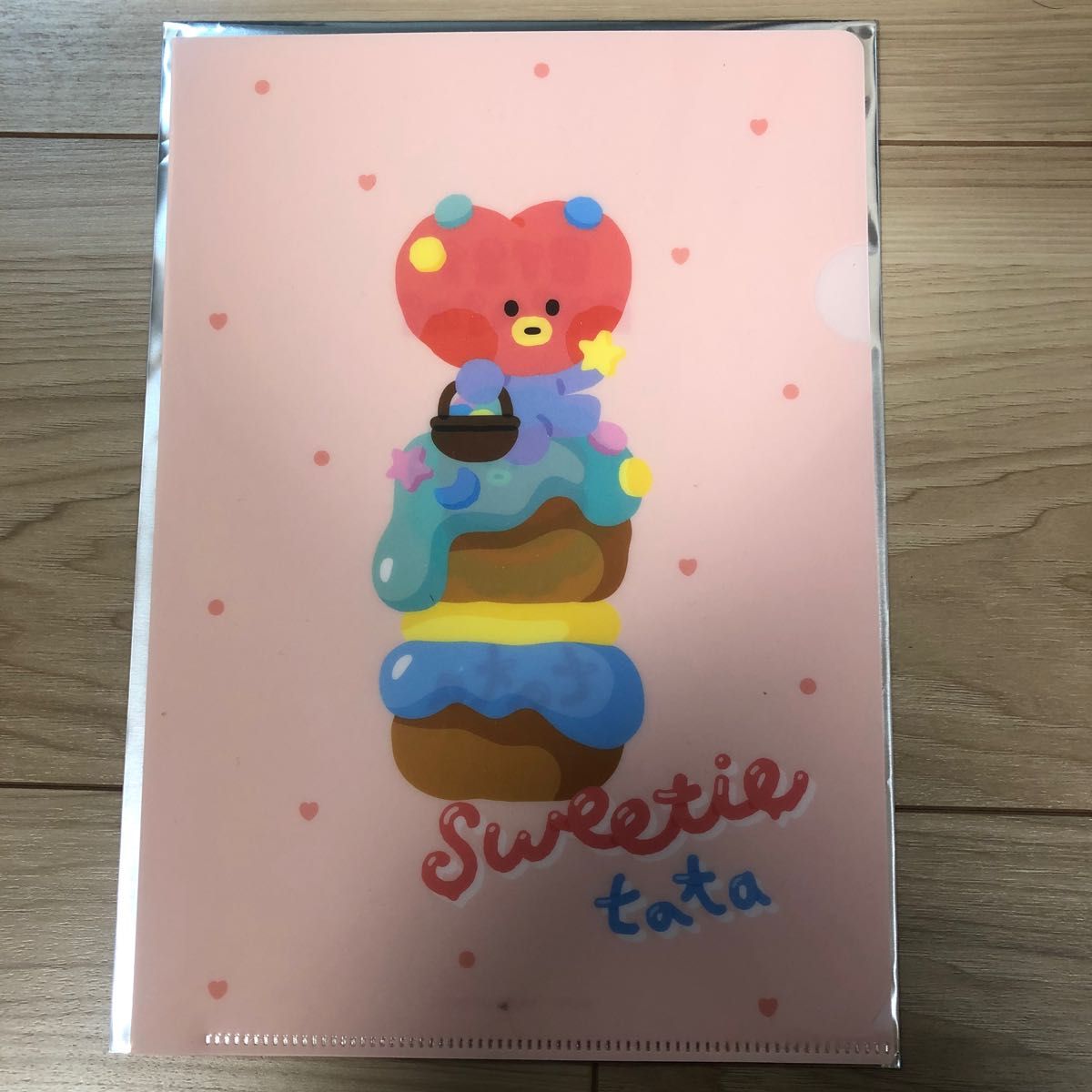 新品未使用！BT21＊ハピネス缶バッジ A5クリアファイル TATA 2枚セット