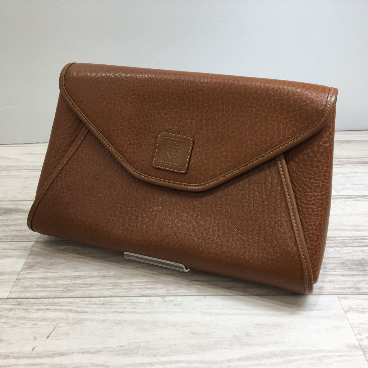 ヤフオク! - NINA RICCI ニナリッチ レザー クラッチバッグ