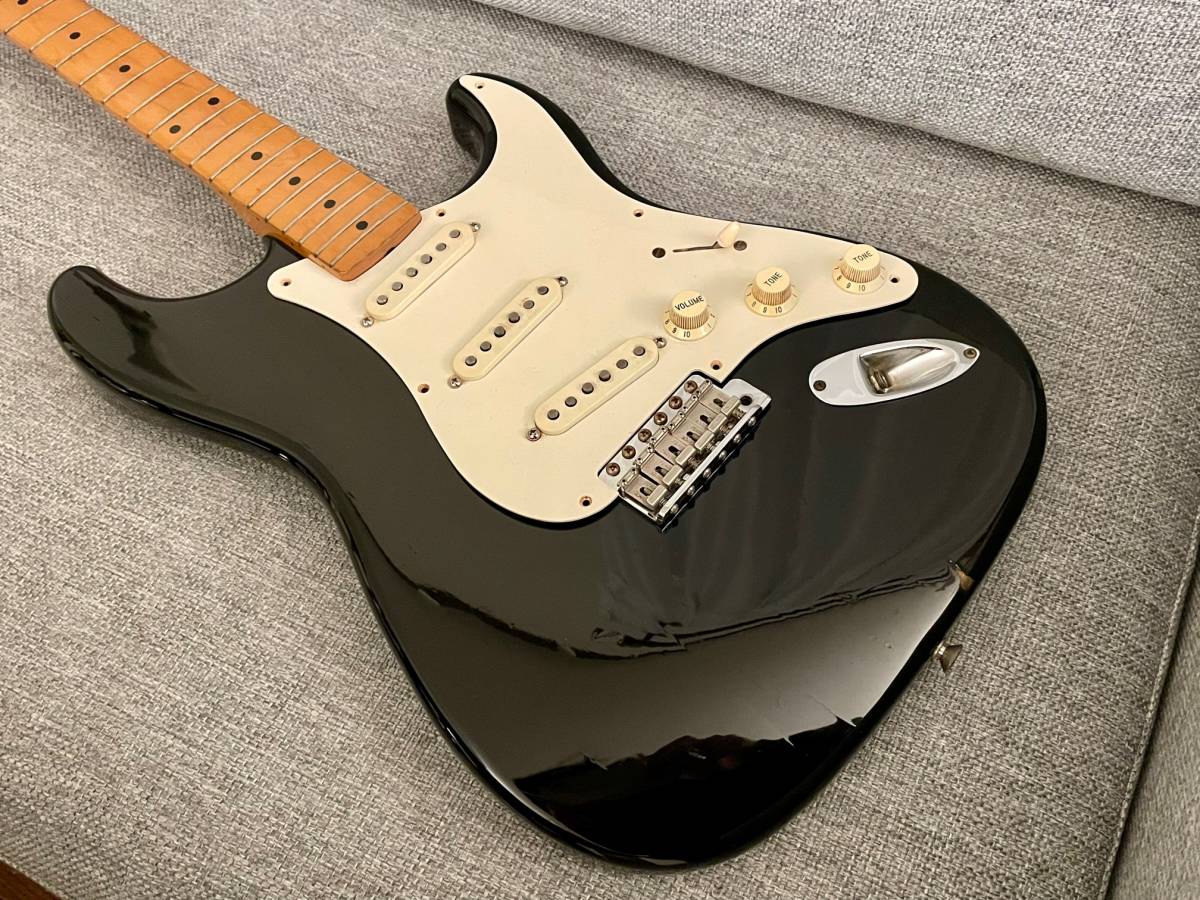 ヤフオク! - 訳あり Fender Japan Stratocaster...