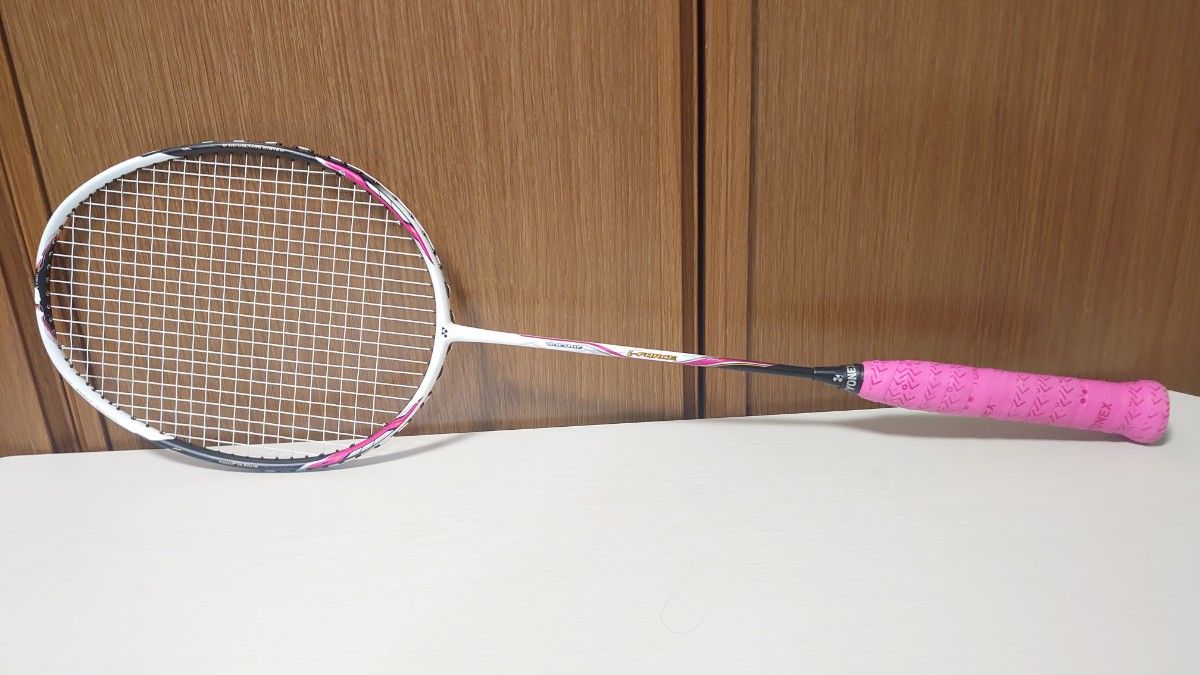 バドミントンラケット ヨネックス YONEX ボルトリック i-フォース