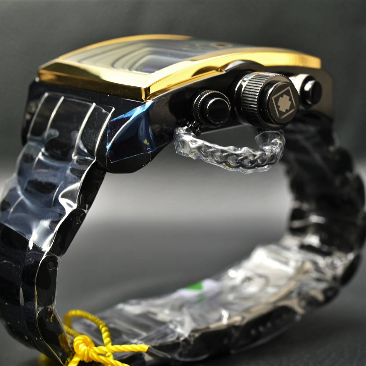 メンズ腕時計 INVICTA インビクタ『Pro Diver 39704』☆電池式☆スイス