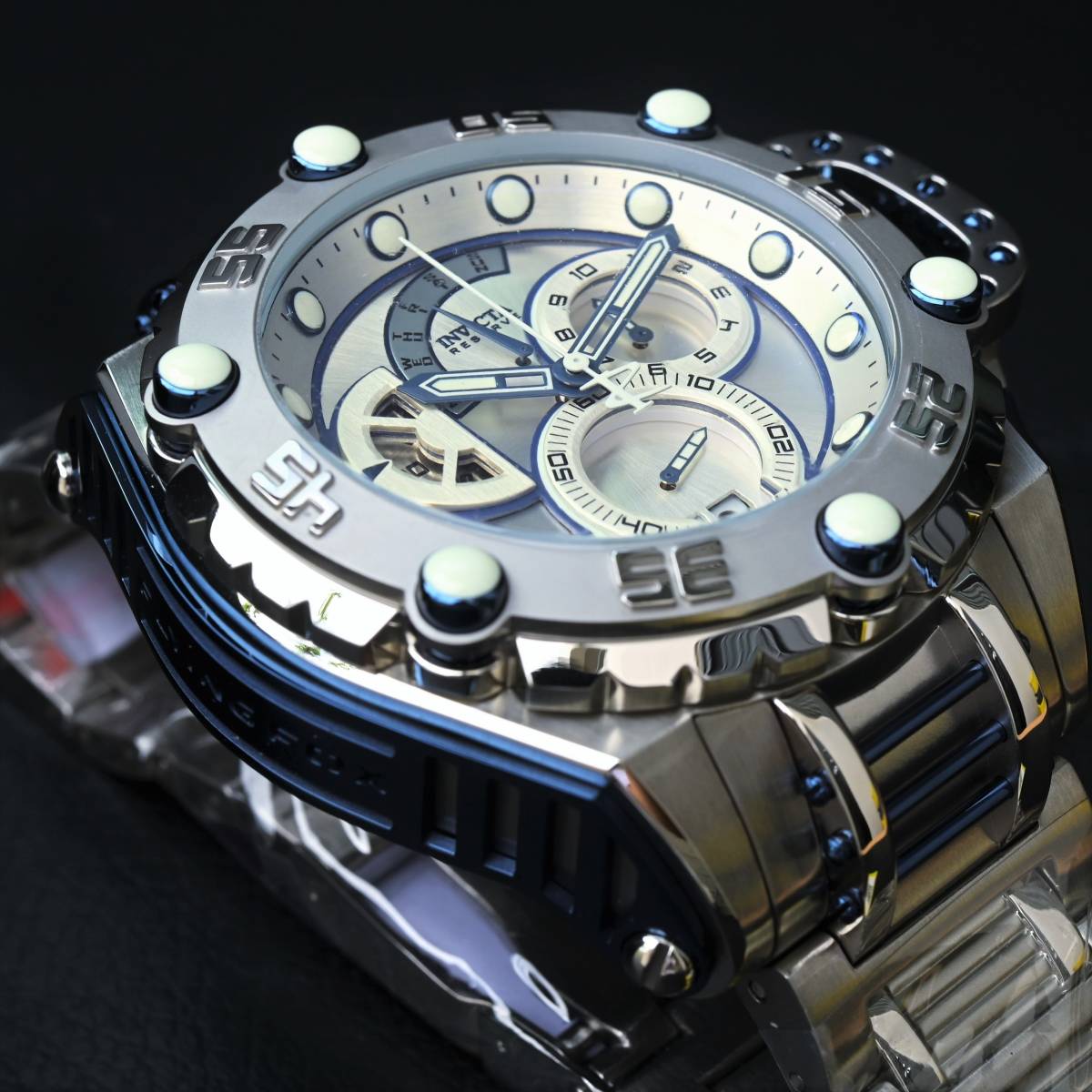 INVICTA インビクタ『Reserve Flying Fox 36847』★電池式★200ｍ防水★ケース52.5mm★スイス製Mvt★