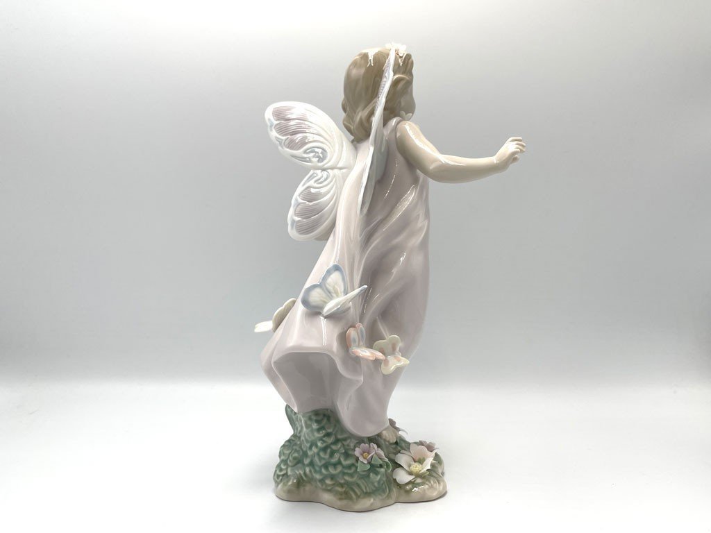 安心の関税送料込み リヤドロLLADRO 蝶の妖精 | southbayplanning.com