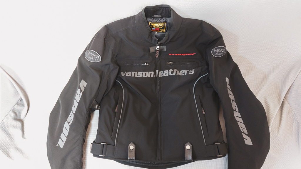オープニング 大放出セール VANSON バンソン ブラック/ホワイト ライダースジャケット Mサイズ メンズ TVS2109W ライダースジャケット オープニング 大放出セール VANSON バンソン ブラック/ホワイト ライダースジャケット Mサイズ メンズ TVS2109W ライダースジャケット