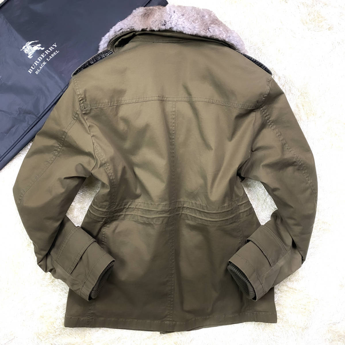 絶版極美品!L~M!バーバリーブラックレーベル ラビットファーダウンジャケット ダウンライナーカーキオリーブ濃緑ブラレBURBERRY BLACKLABEL_画像8