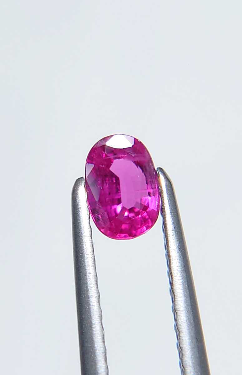 ルビー　0.39ct ルース　微細なカケ（LA-5769）