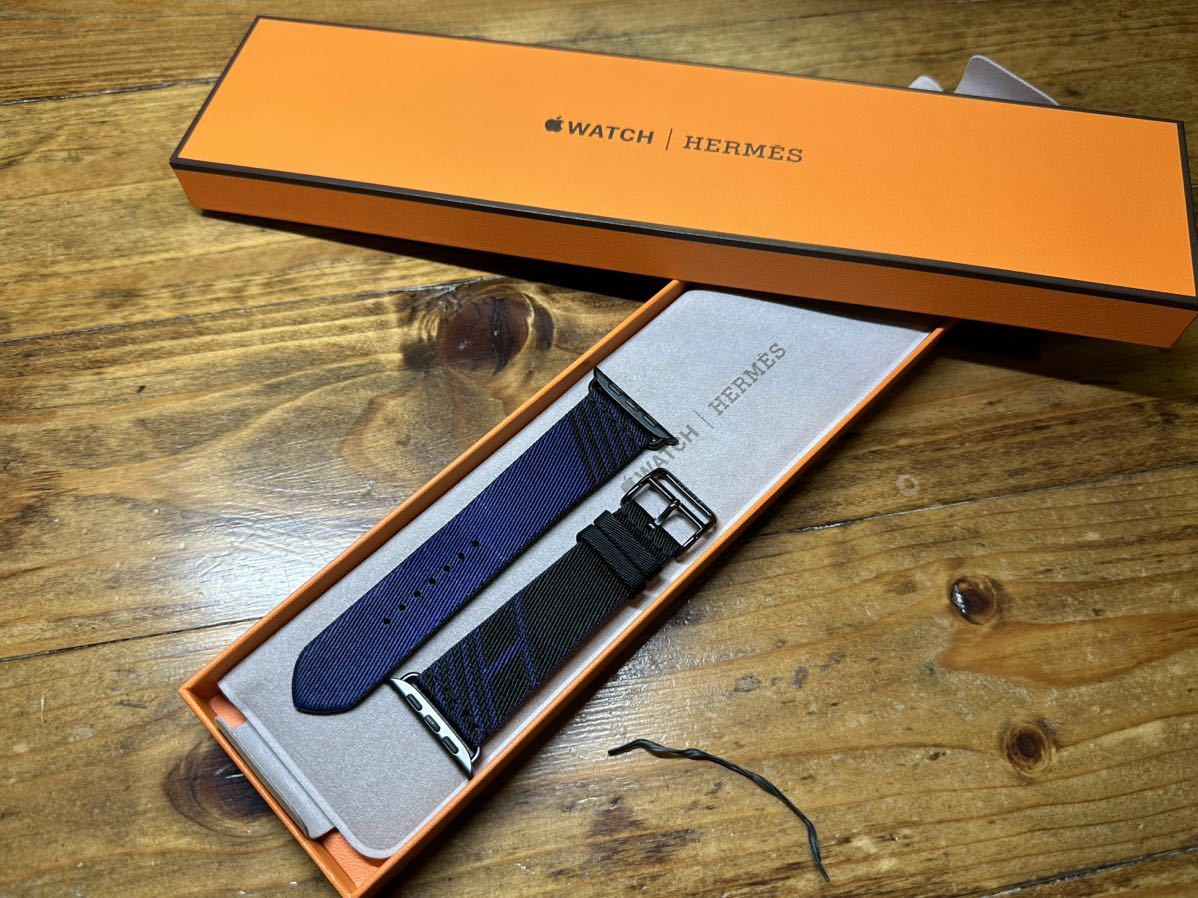 美品 即決 レア Apple Watch Hermes 45mm 44mm ジャンピング 黒 美品 即決 レア Apple Watch Hermes 45mm 44mm ジャンピング 黒
