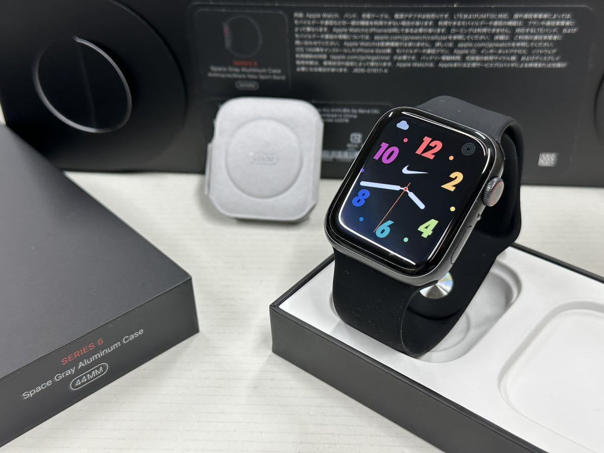 ☆即決 美品 Nike Apple watch Series6 44mm スペースグレイ