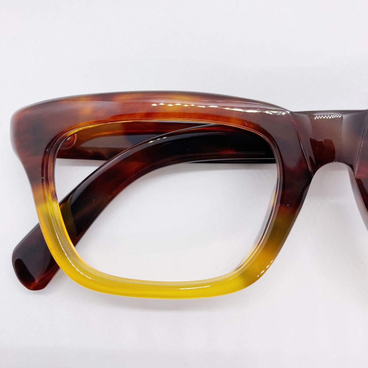 book@ tortoise shell 80 period glasses we Lynn ton dead stock Vintage made in Japan domestic production Crown punt Vintage glasses frame France 