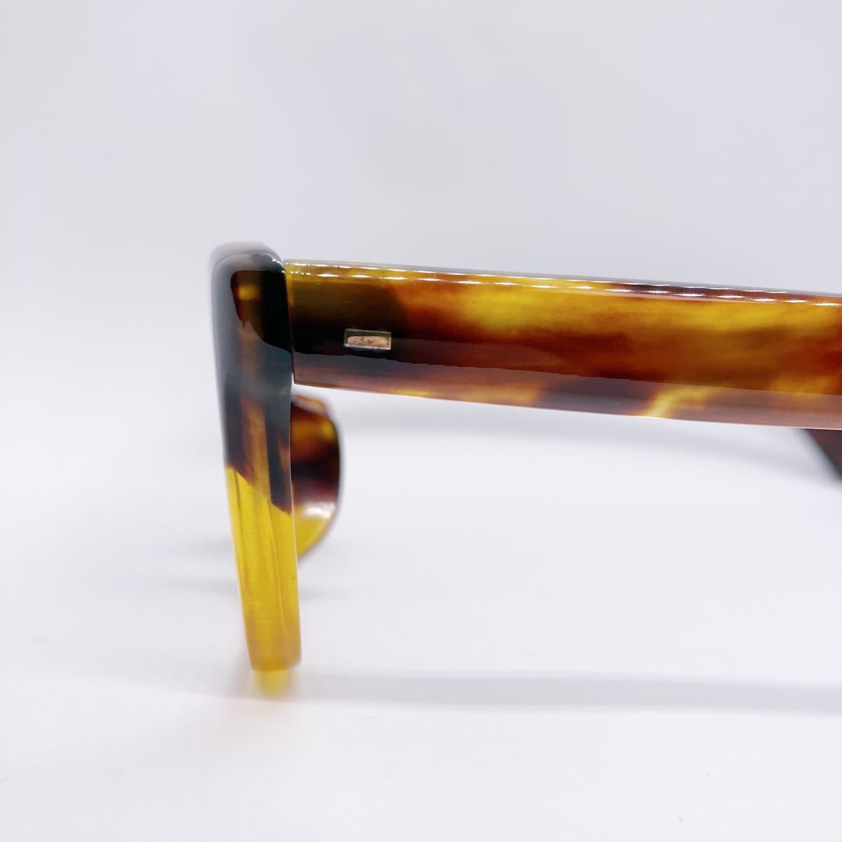 book@ tortoise shell 80 period glasses we Lynn ton dead stock Vintage made in Japan domestic production Crown punt Vintage glasses frame France 