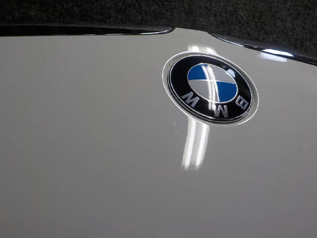 【送料込】 H17年 BMW 3シリーズ ABA-VA20 ボンネットフード 白 [ZNo:04005645] 73531_画像2