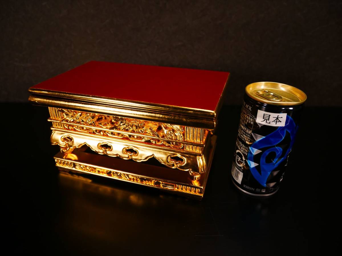 収集品 前卓 木製本金箔 国産 幅18.1㎝ 状態良好 仏具(E-3) 収集品 前卓 木製本金箔 国産 幅18.1㎝ 状態良好 仏具(E-3)