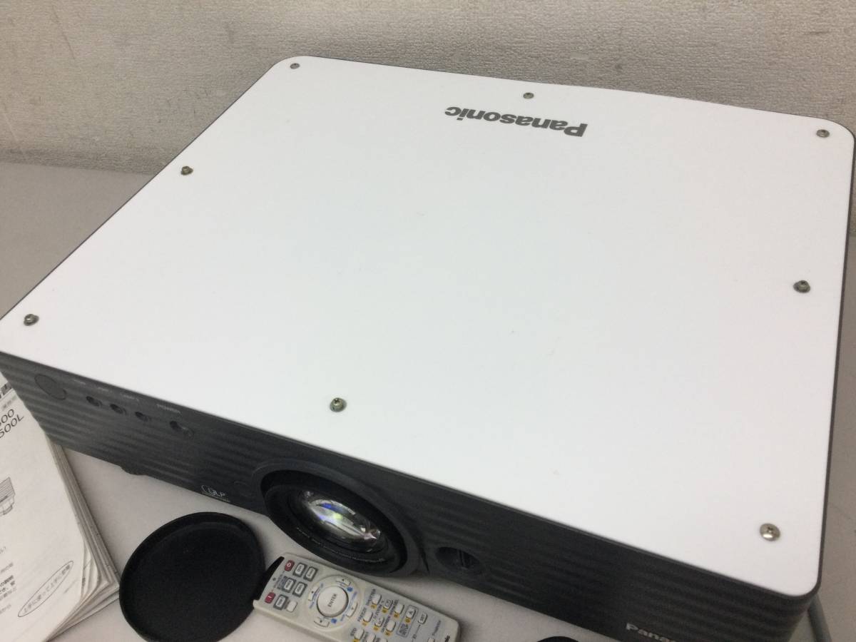 直送商品 パナソニック Panasonic 高輝度DLP C リモコン、取説付き/ TH